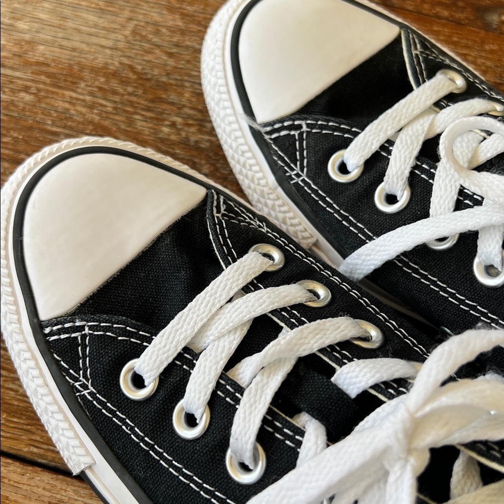 Converse Chuck Taylor All Star Sneakers Black Low Top Canvas Unisex M6 W8 - Picture 15 of 16